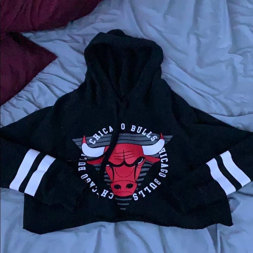Chicago bulls cropped hoodie